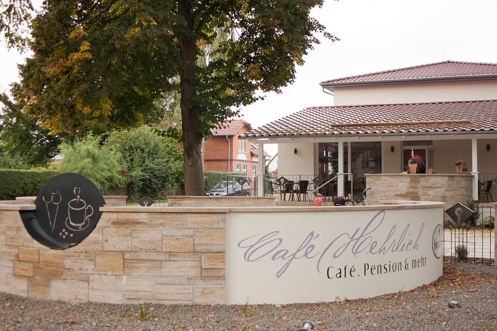 Cafe Hehrlich - Cafe, Pension & Mehr Bad Tennstedt Eksteriør bilde